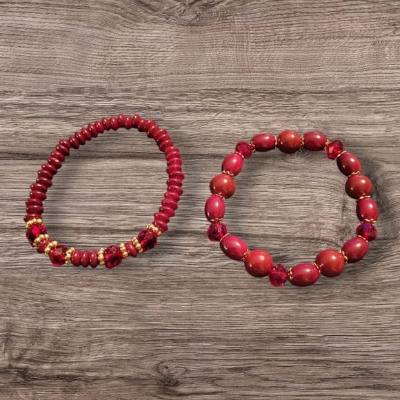 🩷3 for $15: Set of 2 Stretchy Bead Bracelets, Red & Gold, NWOT - Picture 1 of 3